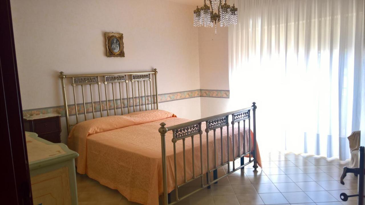 Suite Fronte Spiaggia - 50M Dalla Spiaggia 特拉帕尼 外观 照片